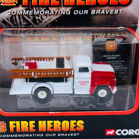 Corgi Showcase Collection Fire Heroes Baltimore Fire Dept. 1966 Fire Pumper - Picture 2 of 5